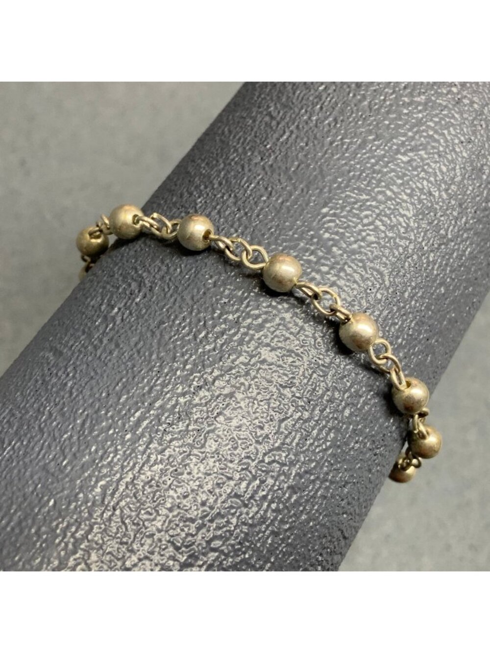 Silver Beaded Chain Bracelet 7.5 In Hook Closure Delicate Round Dainty Classic
